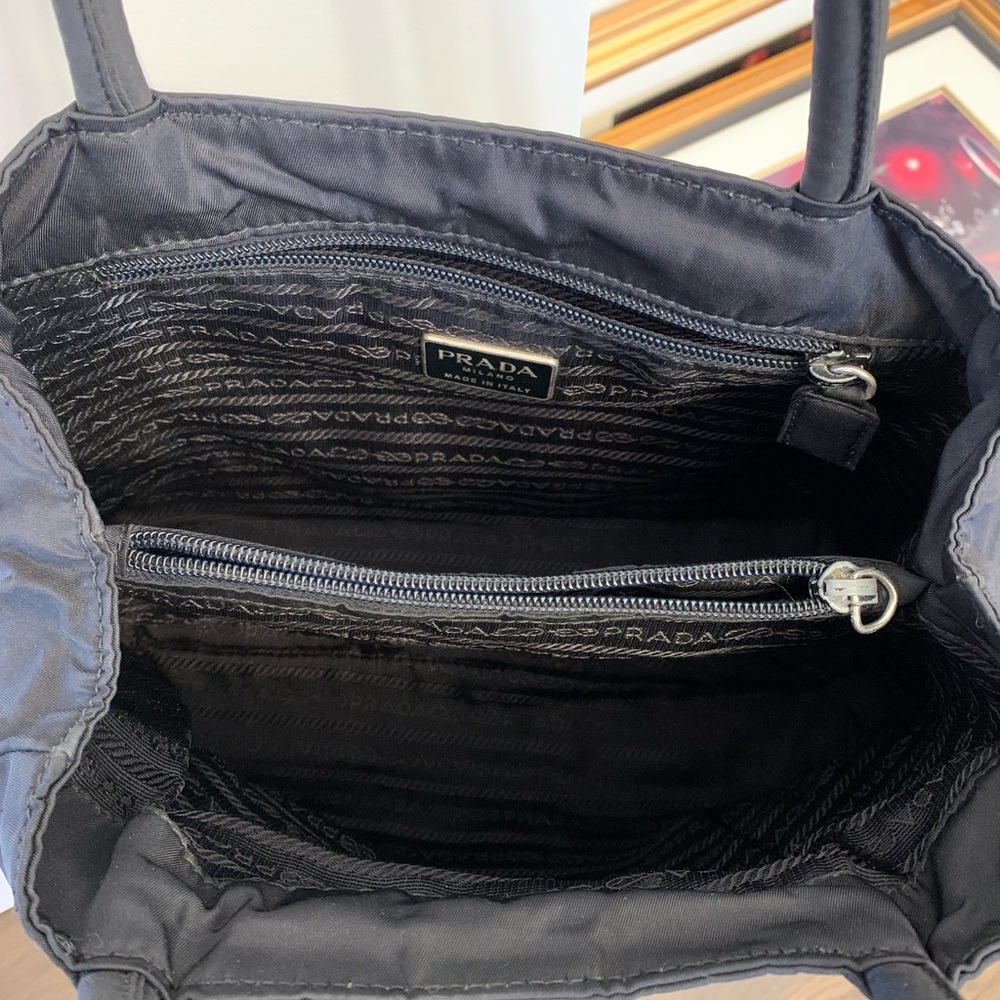 Authentic Prada tessuto nylon militaire bag/handbag/purse black - Picture 4 of 6